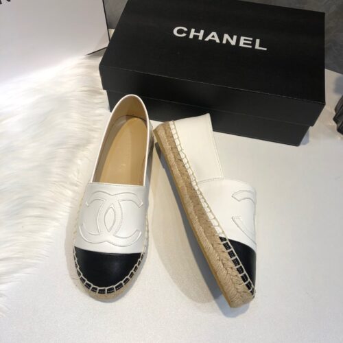 Alternative view of Chanel Espadrille Flat Smooth Leather White Black