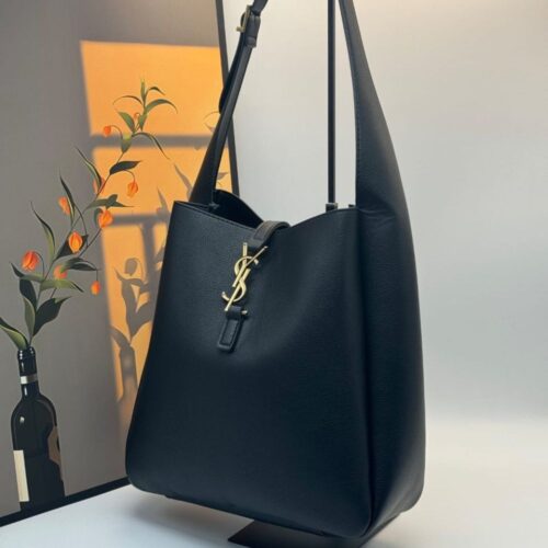 Alternative view of Saint Laurent Le 5 À 7 Supple Large Grained Leather Tote Bag Black 31Cm 753837Aaauq1000