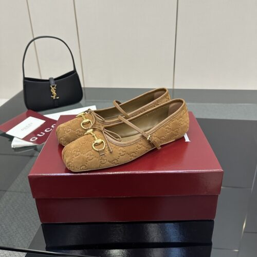 Alternative view of Gucci Women's Horsebit Suede Ballet Flat Brown 814413 Aaeen 2808
