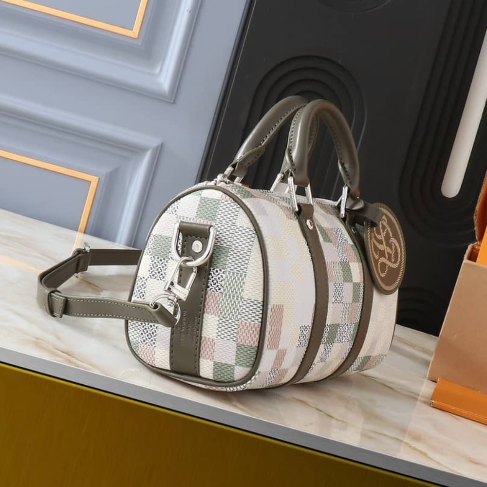 Louis Vuitton Keepall Bandoulière 25 Damoflage Canvas Shoulder Bag Khaki 25Cm N00105 - Image 4