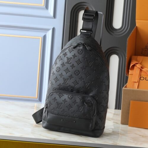 Alternative view of Louis Vuitton Racer Slingbag Monogram Shadow Bumbag Black 42cm M46107