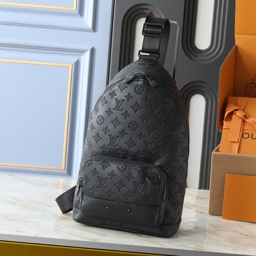 Louis Vuitton Racer Slingbag Monogram Shadow Bumbag Black 42cm M46107 - Image 2