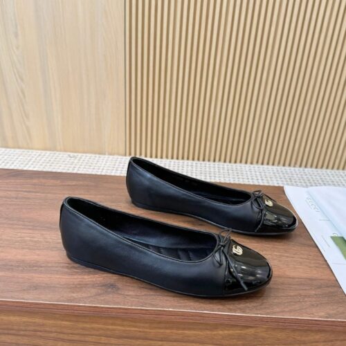 Alternative view of Gucci Women Double G Leather Ballet Flat Black ‎835805 Bnc80 1000