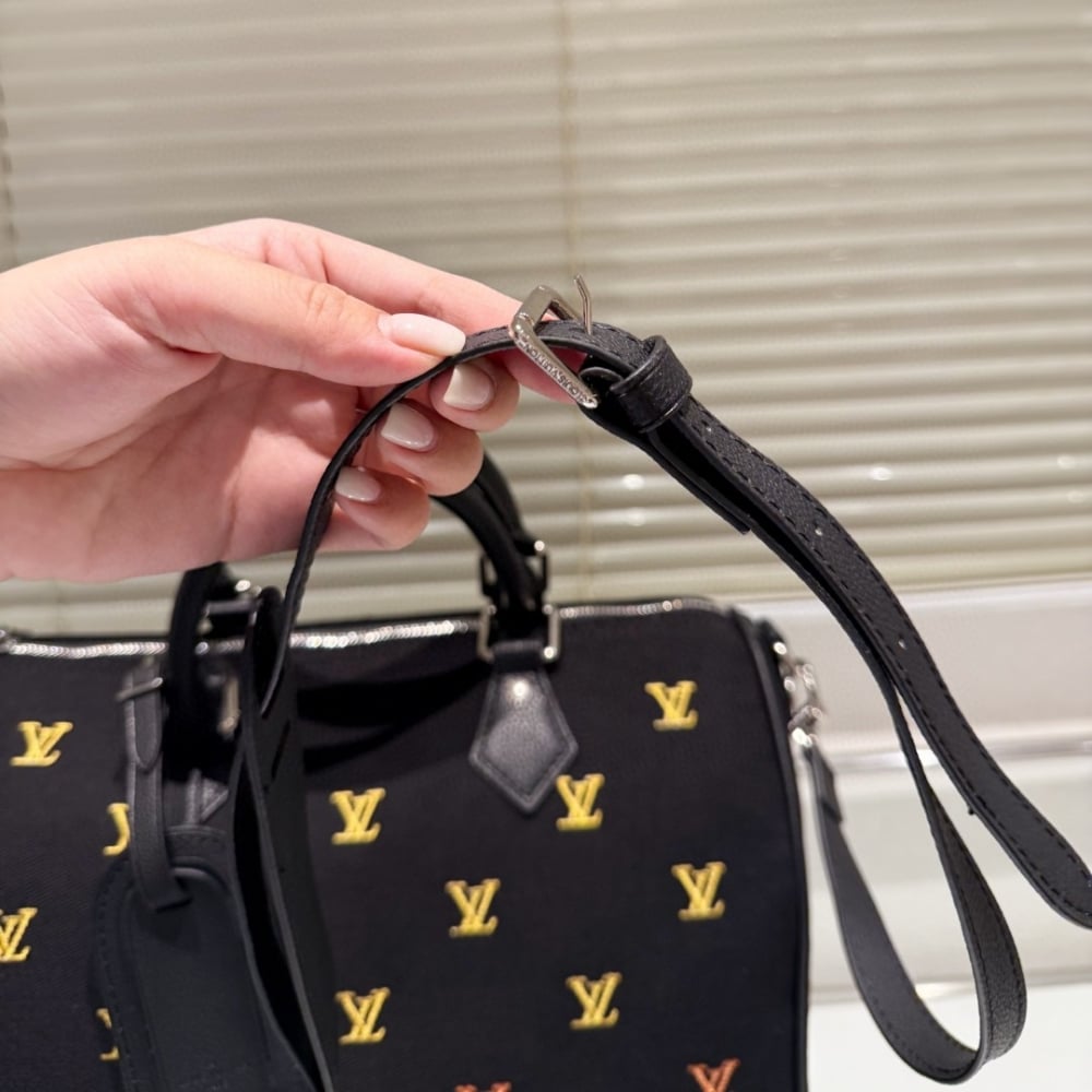 Louis Vuitton Speedy Bandoulière 40 LV Blason Denim Handle Bag Black 40cm M14136 - Image 4