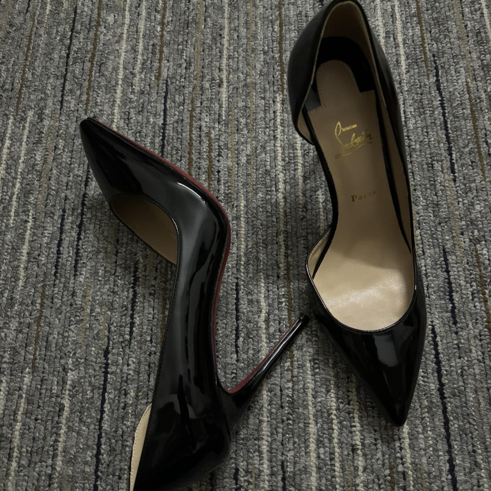Christian Louboutin Iriza Patent Leather Pumps Black 3210565BK01 - Image 4