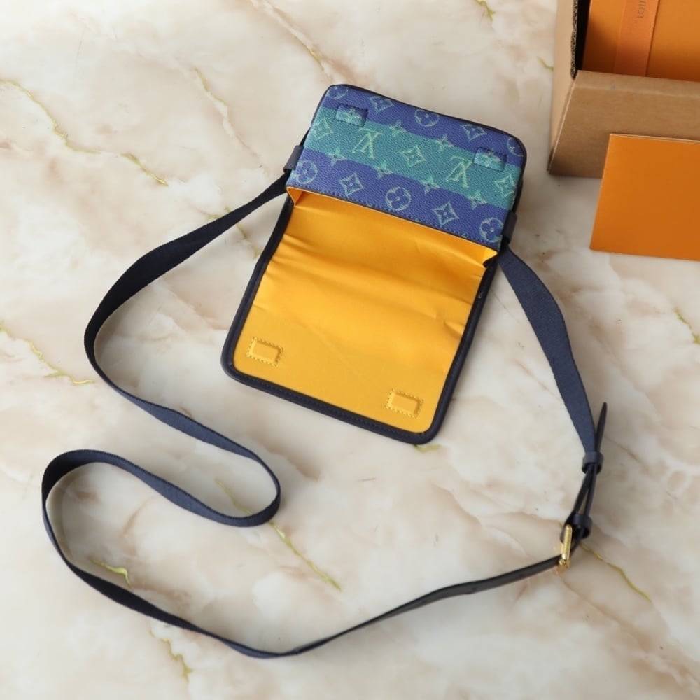 Louis Vuitton Bosphore Wearable Wallet Monogram Heritage Canvas Crossbody Bag Blue Stripes 19cm M15173 - Image 6