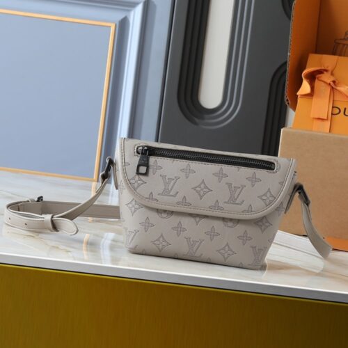 Alternative view of Louis Vuitton Pulse Wearable Wallet Monogram Shadow Leather Shoulder Bag Sand 22cm M14794