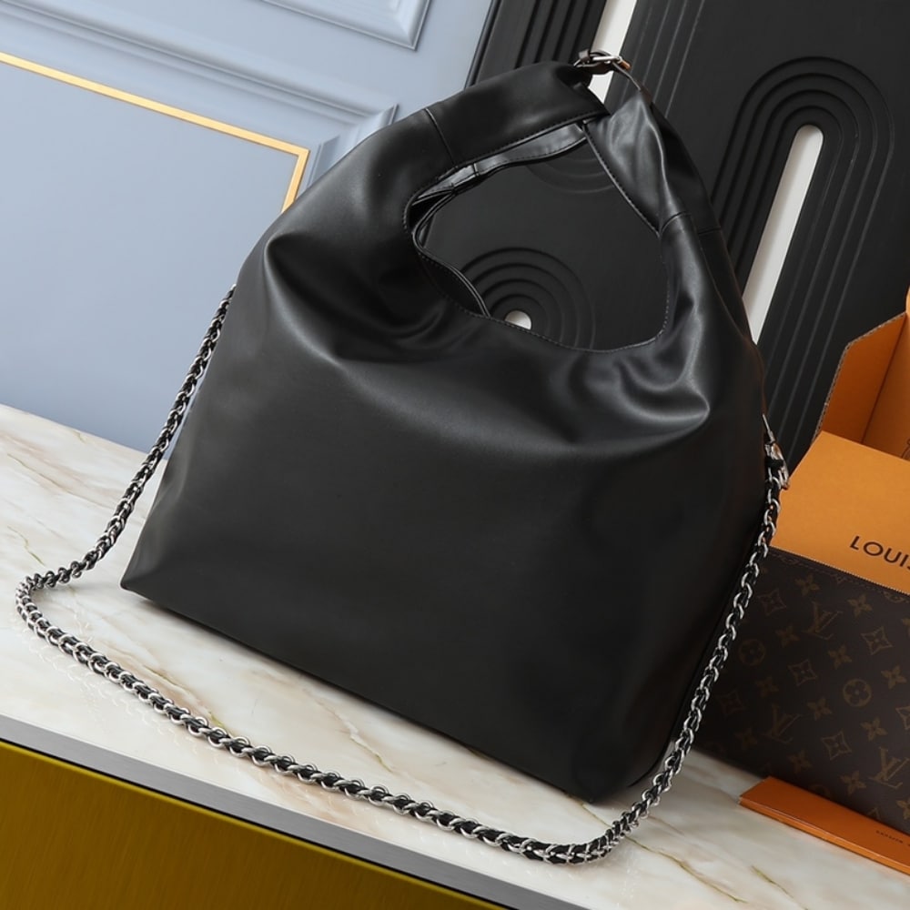 Louis Vuitton Atlantis GM Leather Shoulder Bag Black 41Cm M11266 - Image 4