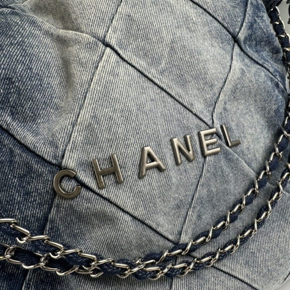Chanel 22 Large Washed Denim Shoulder Bag Blue 41cm AS3261 B10439 NM981 - Image 5
