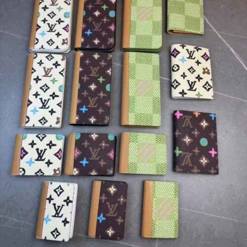 Alternative view of Louis Vuitton Pocket Organizer Wallet White 11Cm