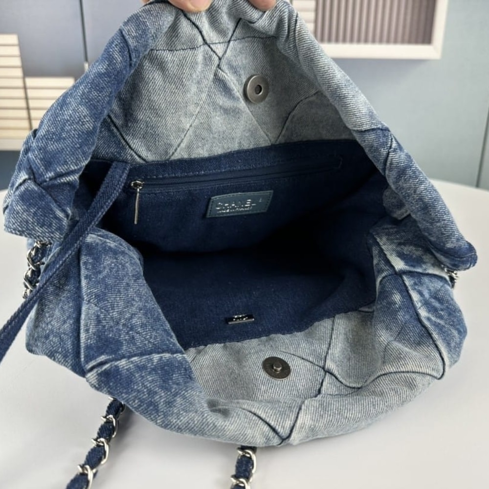 Chanel 22 Large Washed Denim Shoulder Bag Blue 41cm AS3261 B10439 NM981 - Image 8