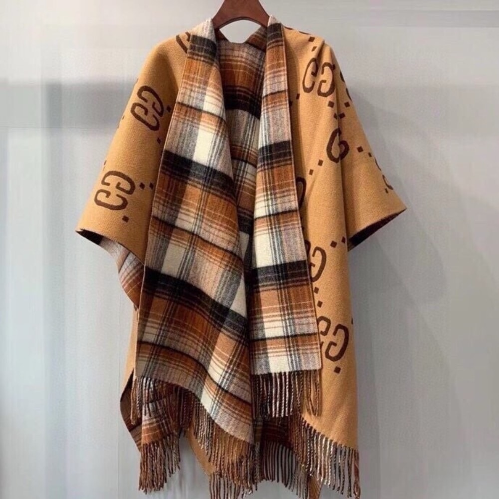 Gucci Reversible GG Wool Cape Poncho Beige 185cm 553118 4G200 9764 - Image 2