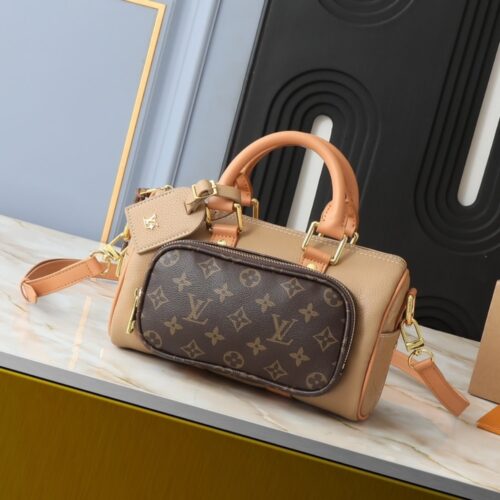 Alternative view of Louis Vuitton Keepall Bandoulière 25 Monogram Canvas Handle Bag Beige And Brown 25Cm M12627