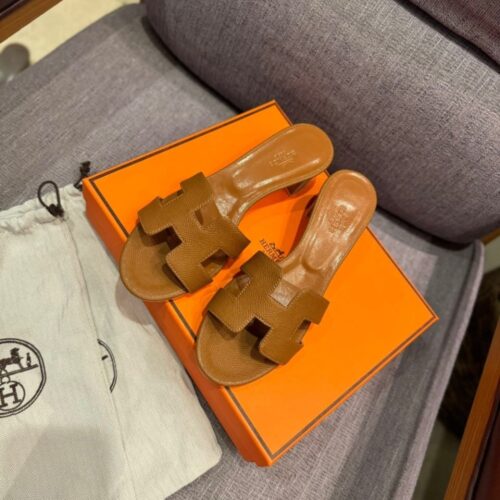 Alternative view of Hermes Oasis Sandals Grained Leather Brown H222203Z 20370
