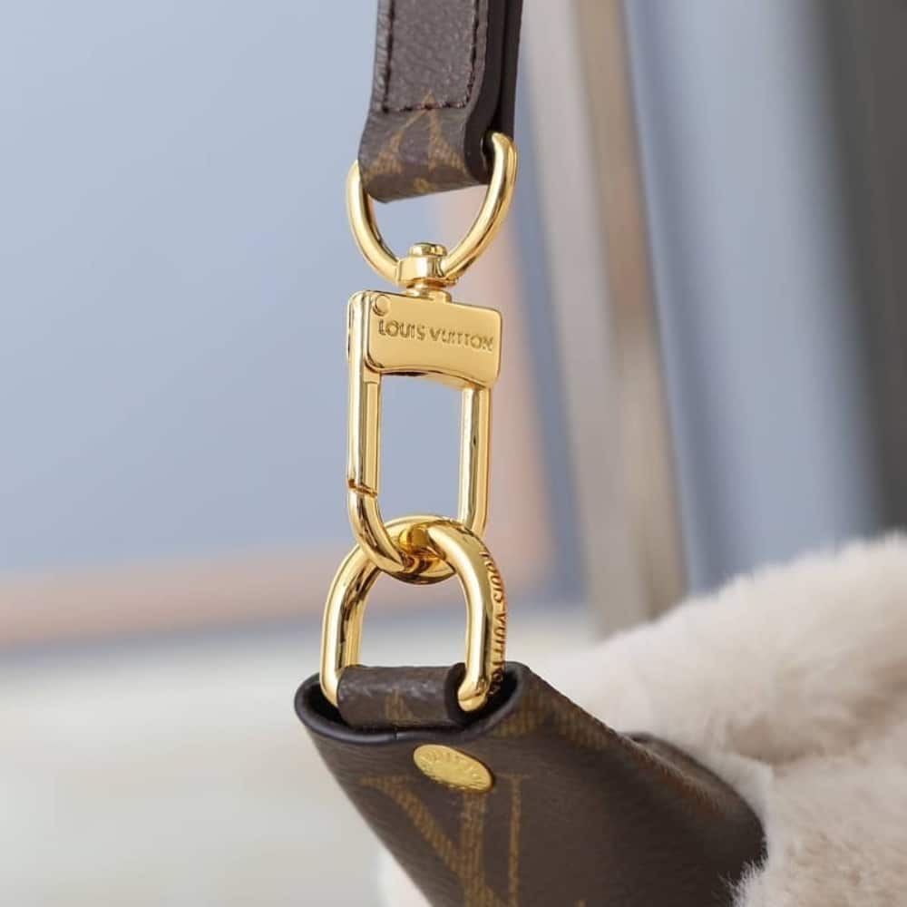 Louis Vuitton Pochette Mia Small Faux Fur Shoulder Bag Creme 22cm M26245 - Image 8