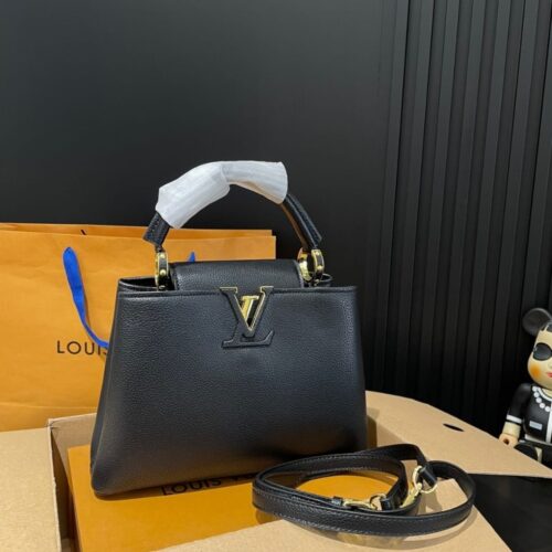 Alternative view of Louis Vuitton Capucines BB Leather Handbag Black 27Cm M94755