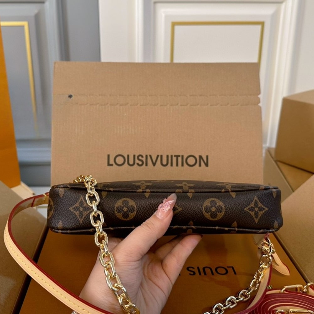 Louis Vuitton Pochette Accessoires Monogram Canvas Shoulder Bag Brown 23Cm M82766 - Image 8