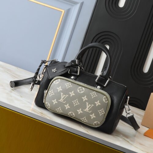 Alternative view of Louis Vuitton Keepall Bandoulière 25 Monogram Canvas Handle Bag Black And Green 25Cm