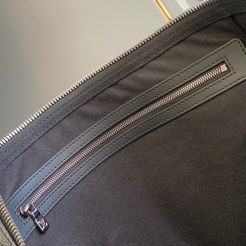 Louis Vuitton Keepall Bandoulière 50 Monogram Eclipse Duffle Bag Black 50cm M14202 - Image 9