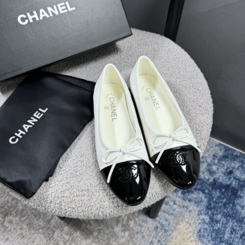 Alternative view of Chanel Ballerina Flat Smooth Leather And Patent In White