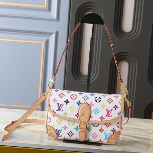 Alternative view of Louis Vuitton TM Diane PM White 25Cm M27866