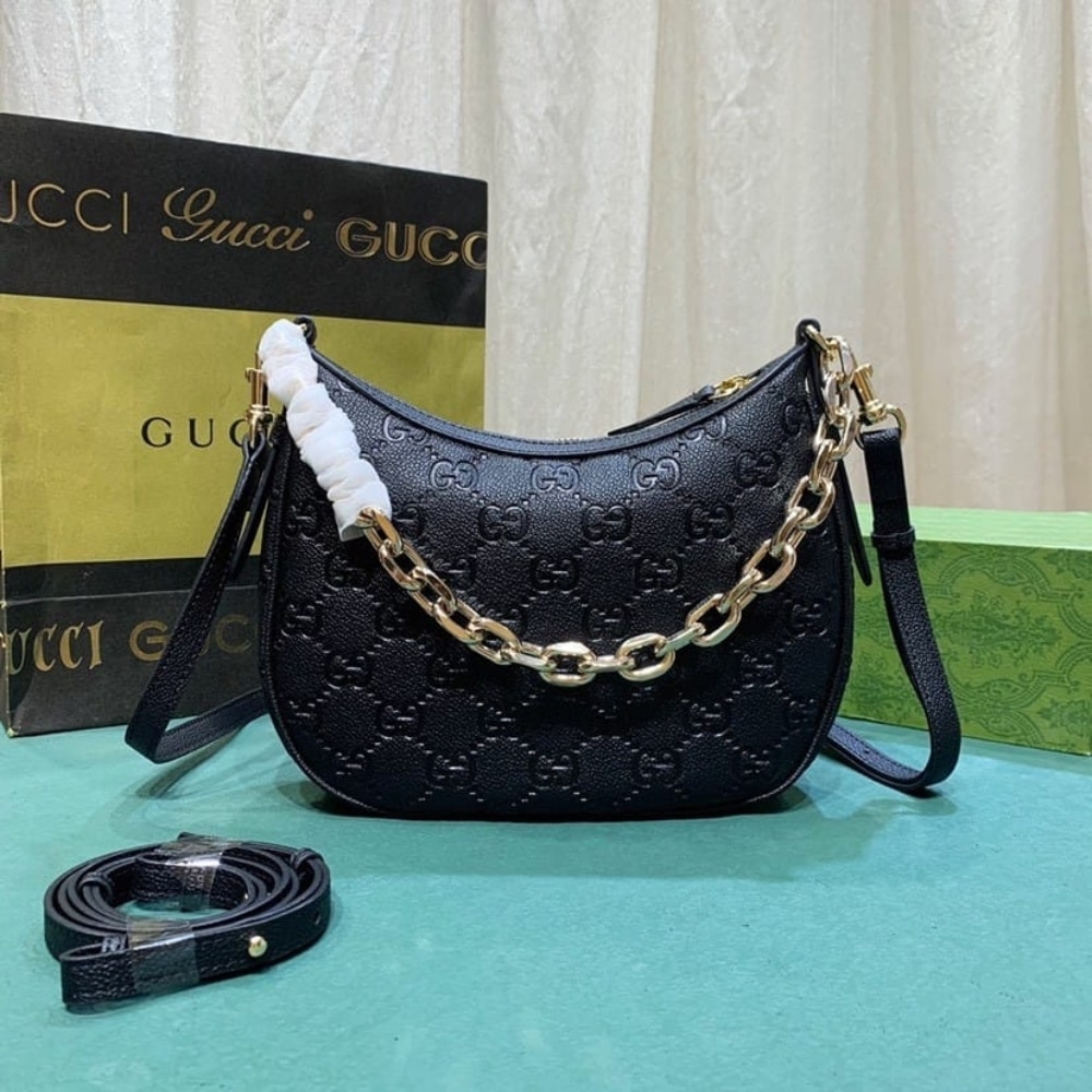 Gucci GG Emblem Small Grained Leather Shoulder Bag Black 23Cm 815409 Aaeem 1000 - Image 2