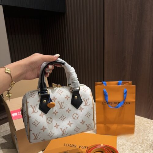 Alternative view of Louis Vuitton Speedy Bandoulière 20 Monogram Canvas Handle Bag Dune 20cm M46906