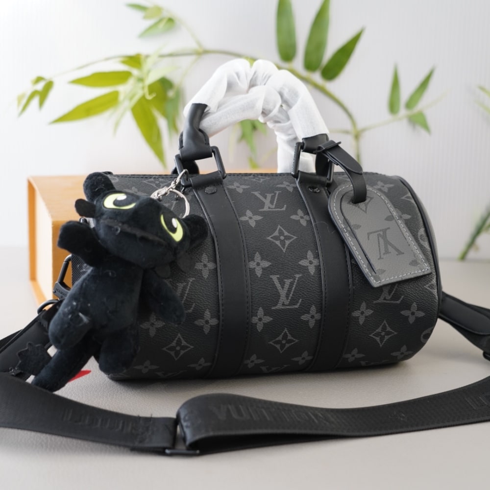Louis Vuitton Keepall Bandoulière 25 Monogram Eclipse Handbag Black 24cm M46271 - Image 2