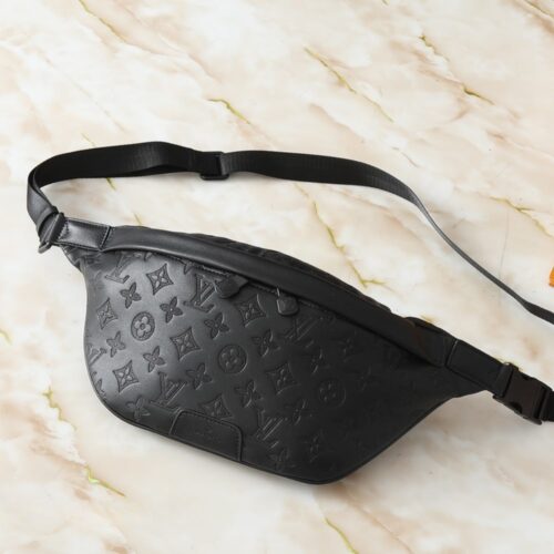Alternative view of Louis Vuitton Discovery Bumbag PM Monogram Shadow Black 44Cm M46036