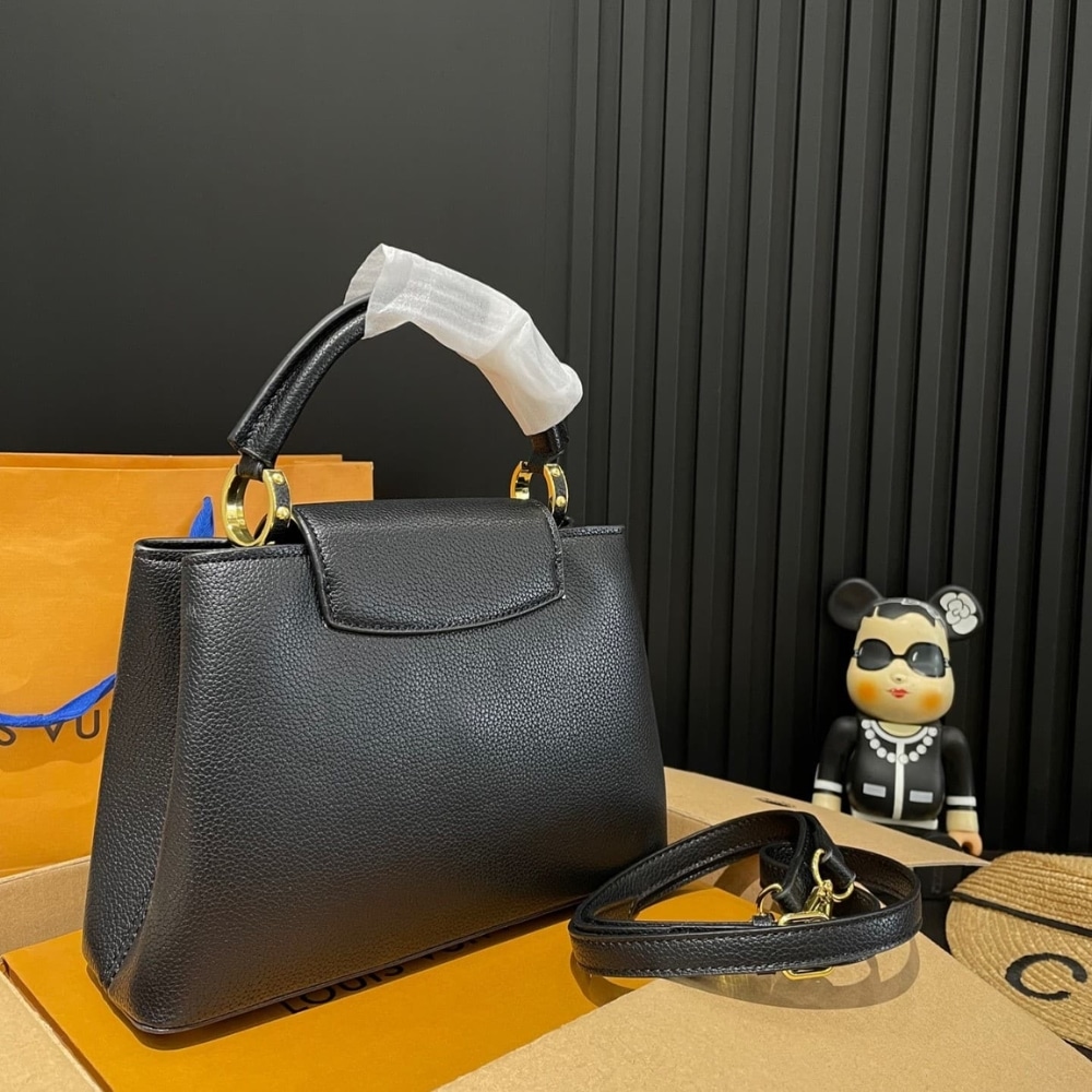 Louis Vuitton Capucines BB Leather Handbag Black 27Cm M94755 - Image 8