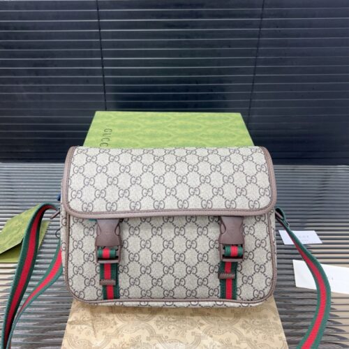 Alternative view of Gucci Small GG Supreme Canvas Messenger Bag Beige Ebony 23Cm