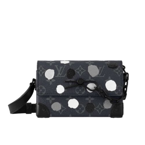Louis Vuitton X Yayoi Kusama Steamer Wearable Wallet Monogram Eclipse Shoulder Bag Black 18cm
