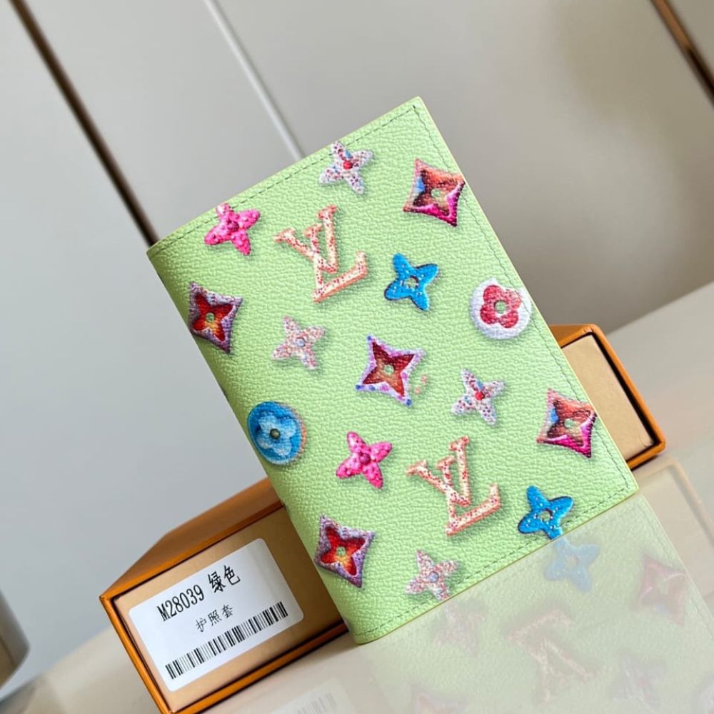 Louis Vuitton Passport Cover Monogram Donuts Green 14Cm M28039 - Image 2