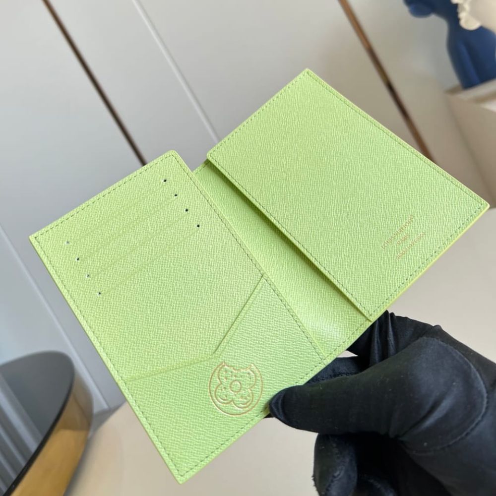 Louis Vuitton Passport Cover Monogram Donuts Green 14Cm M28039 - Image 5