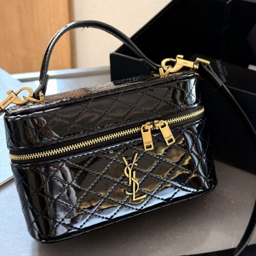 Alternative view of Saint Laurent Gaby In Patent Leather Vanity Bag Black 19Cm