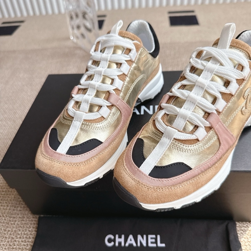 Chanel Sneaker Suede And Laminated Gold In Dark Beige G46609 B21320 U2406 - Image 4