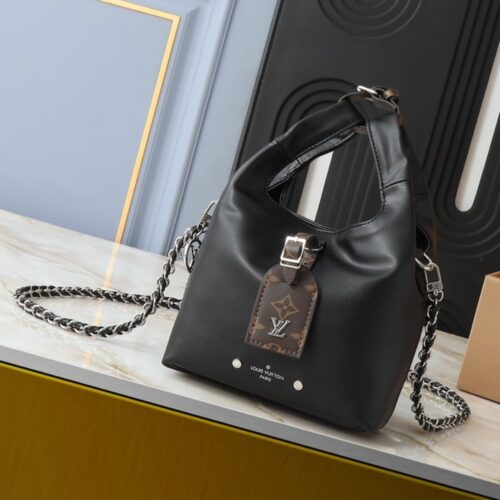 Alternative view of Louis Vuitton Atlantis MM Leather Shoulder Bag Black 17Cm NVPROD5400006V