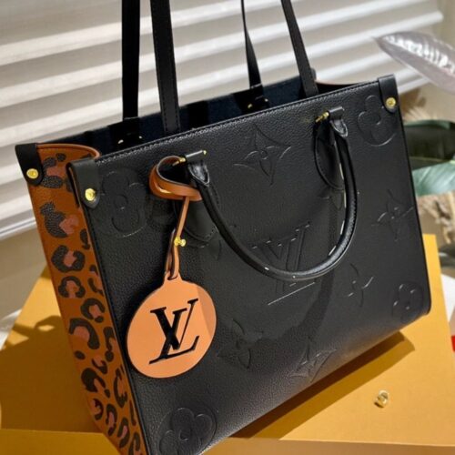 Alternative view of Louis Vuitton Onthego MM Wilde At Heart Tote Bag Black 35Cm M58522
