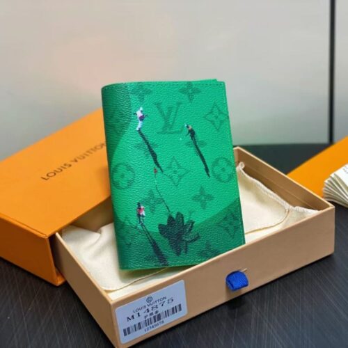 Alternative view of Louis Vuitton Passport Cover Golf Green 14Cm M14875