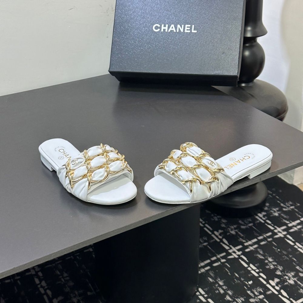 Chanel Slide Sandals Gold Chain White - Image 6