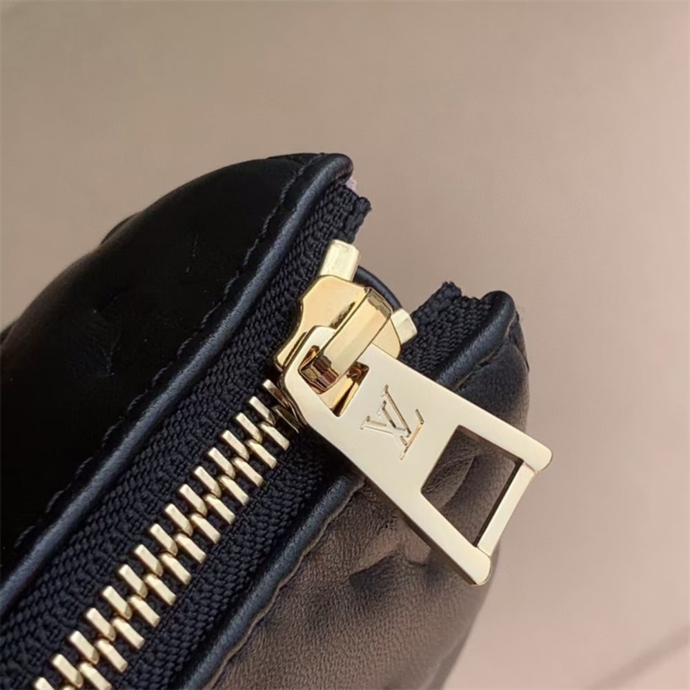 Louis Vuitton Coussin PM Monogram Embossed Shoulder Bag Black 26Cm M21260 - Image 4