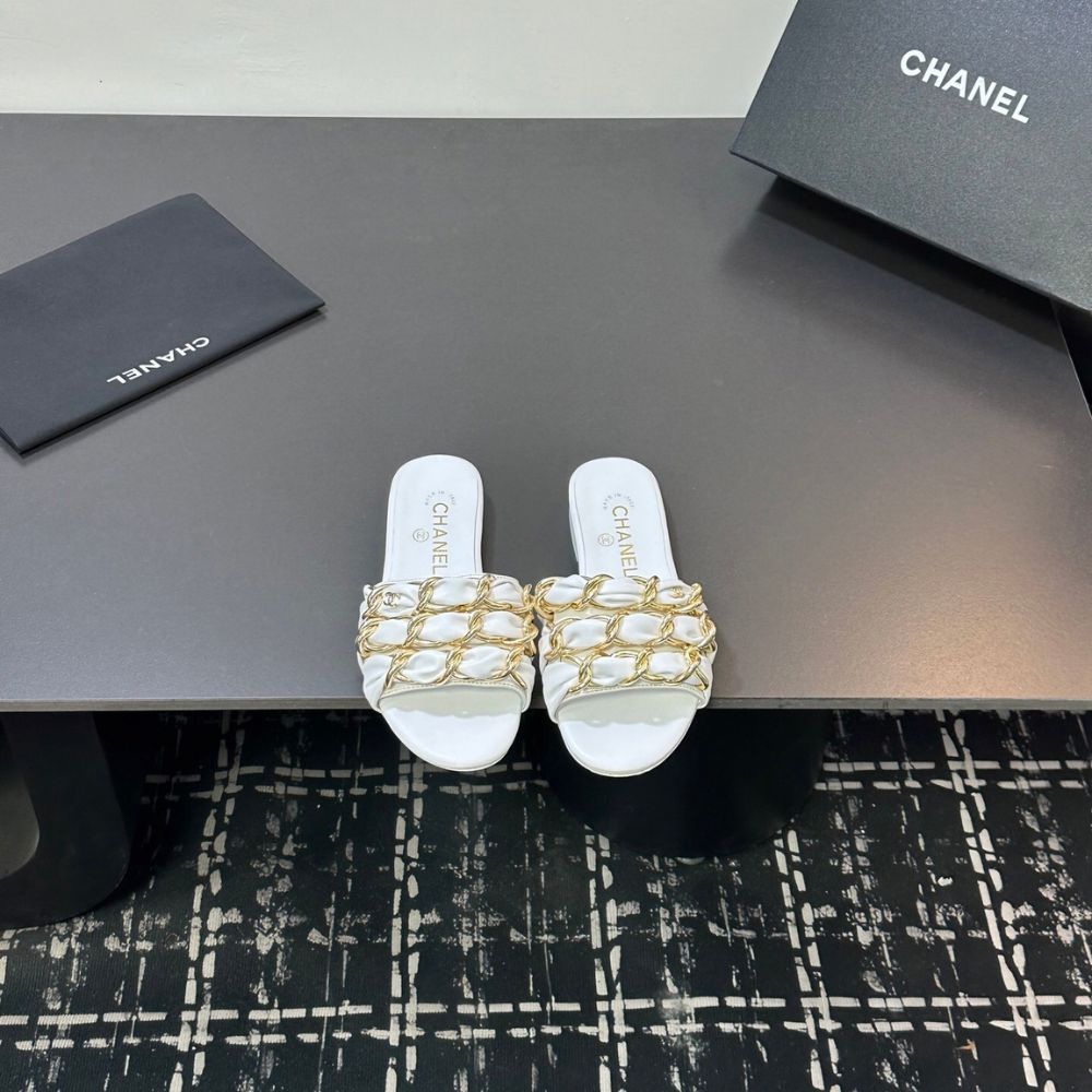 Chanel Slide Sandals Gold Chain White - Image 3