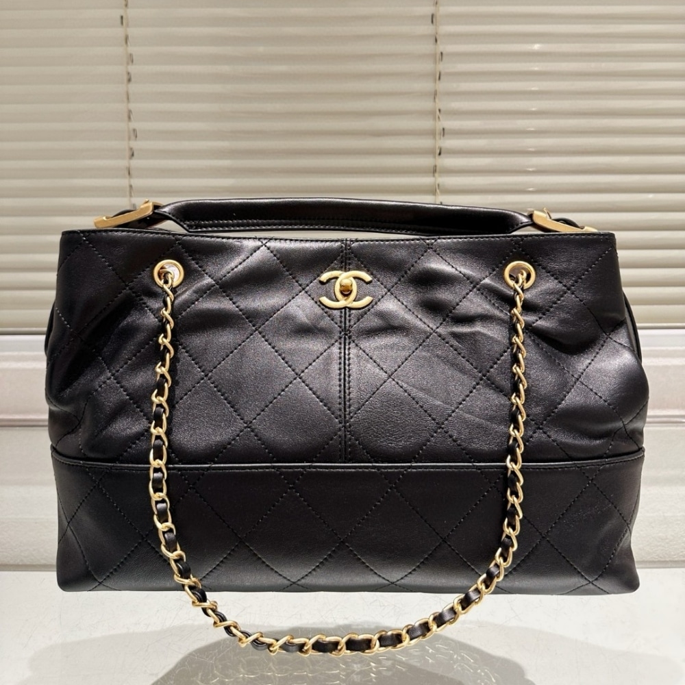 Chanel Shopping Bag Large Smooth Leather Tote Bag Black 36cm AS5657 B20829 94305 - Image 3