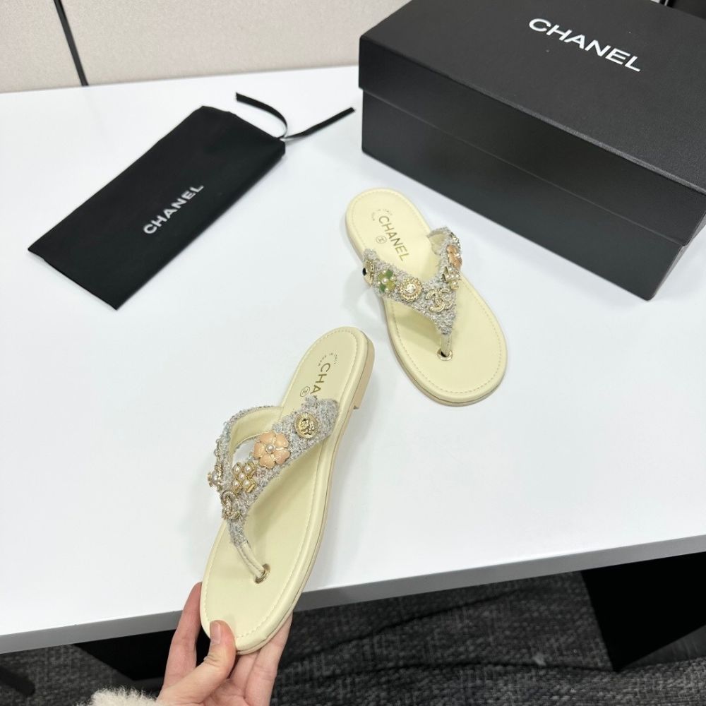 Chanel Thong Jewel Embellished Cream - Image 8