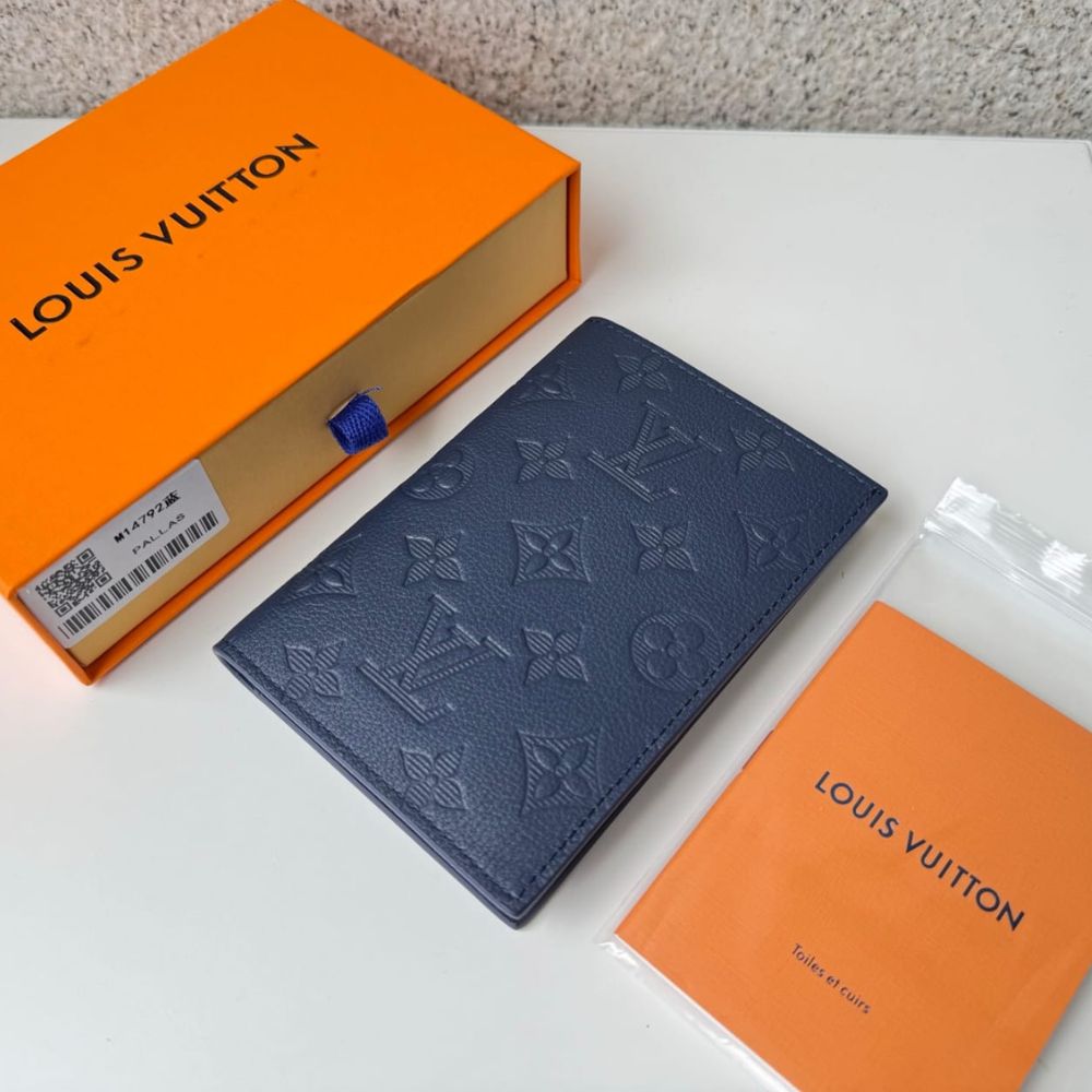 Louis Vuitton Passport Cover Monogram Shadow Navy Blue 14Cm M14792 - Image 3