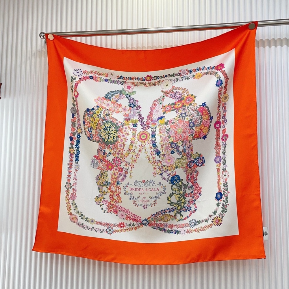 Hermes Brides De Gala En Fleurs Silk Twill Scarf Vermillon 90cm H004192S 04 - Image 2