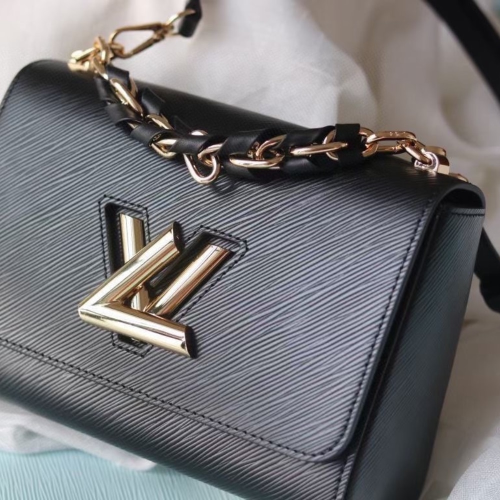 Louis Vuitton Twist MM Epi Leather Handbag Black 23Cm - Image 4