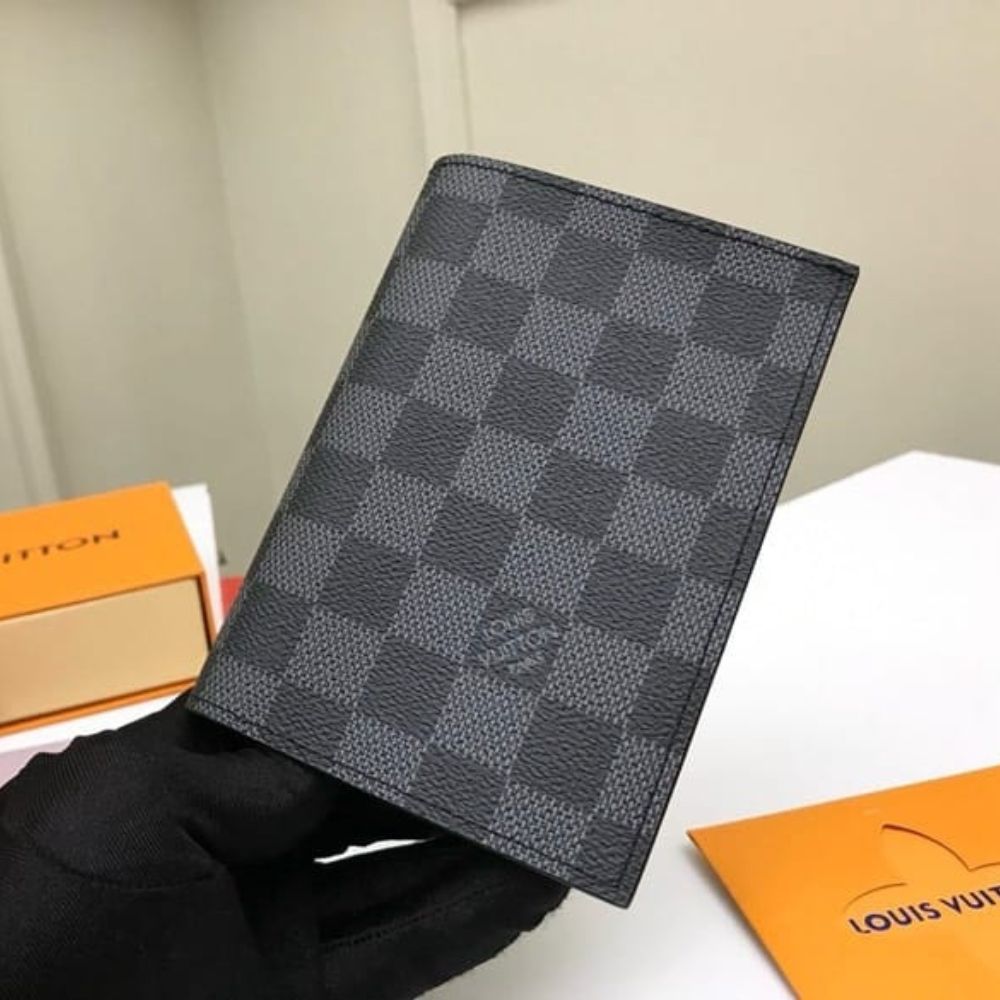 Louis Vuitton Passport Cover Damier Graphite 14Cm N64411 - Image 3