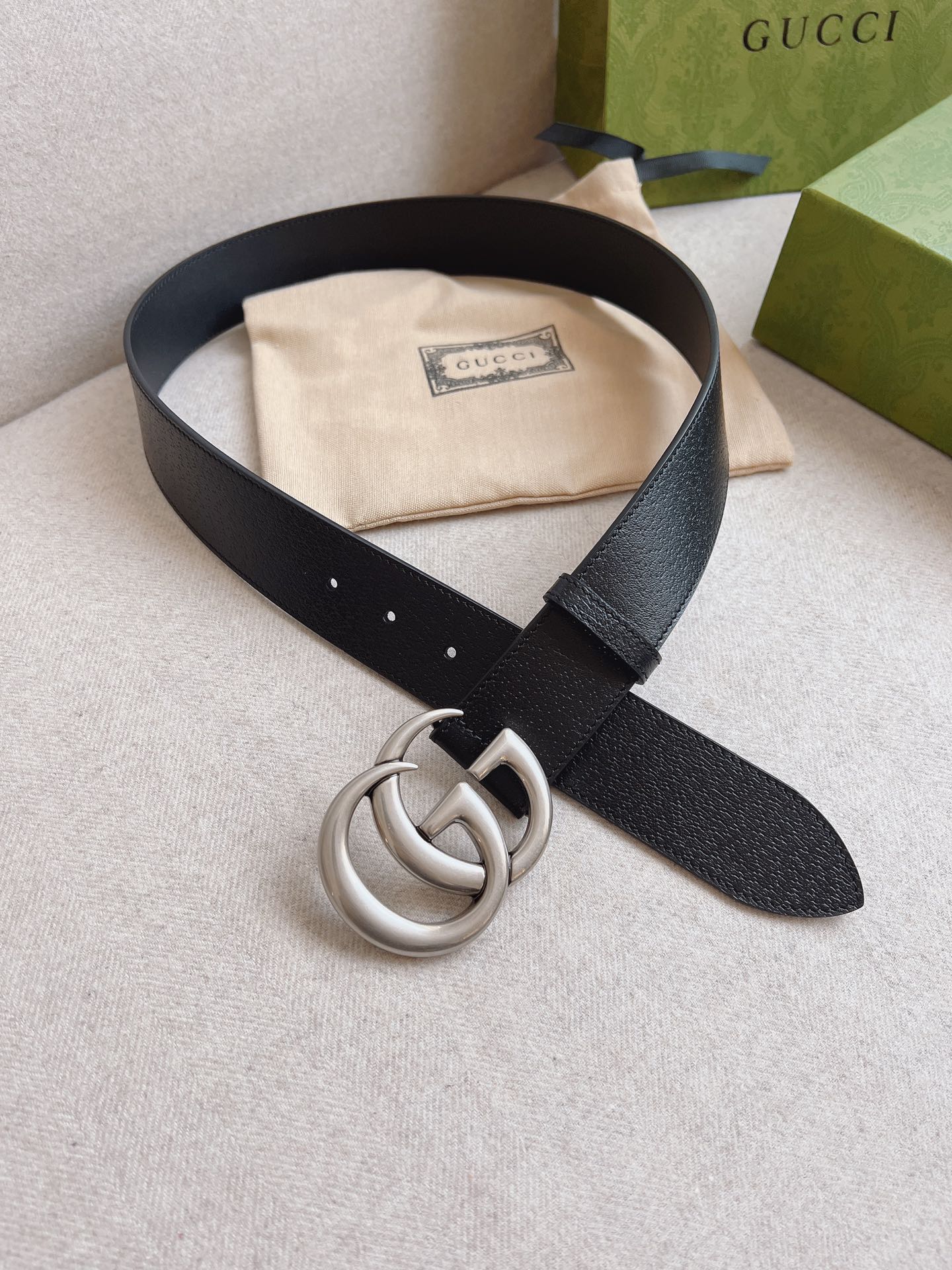 Gucci GG Marmont Silver Logo Leather Belt Black 40Mm - Image 8