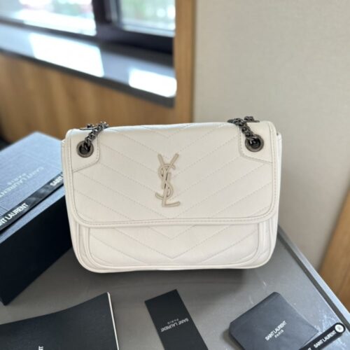Alternative view of Saint Laurent Niki Medium In Vintage Leather Shoulder Bag White 28Cm 